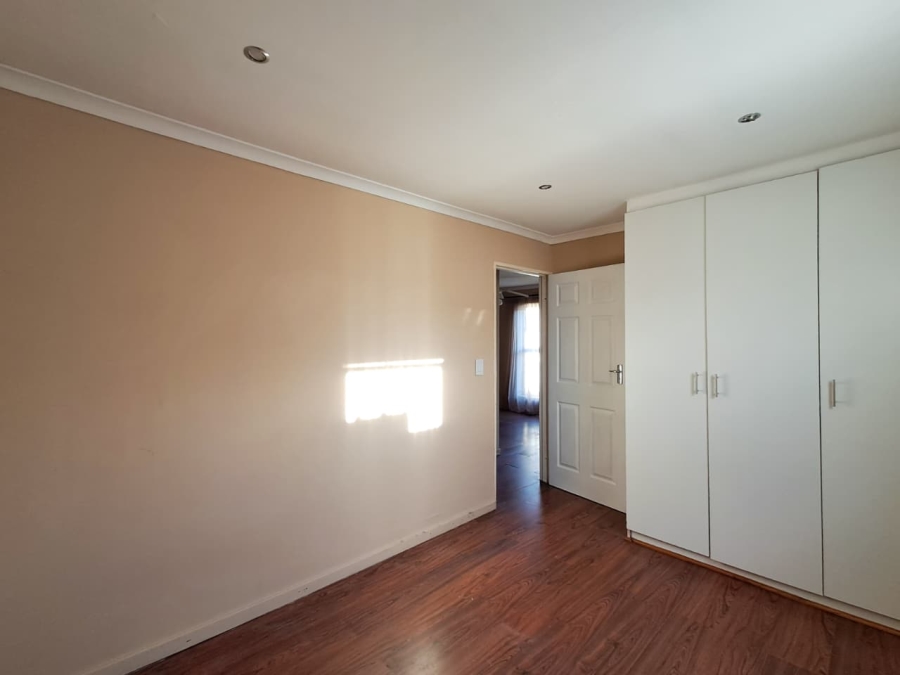 To Let 2 Bedroom Property for Rent in Scottsdene Western Cape